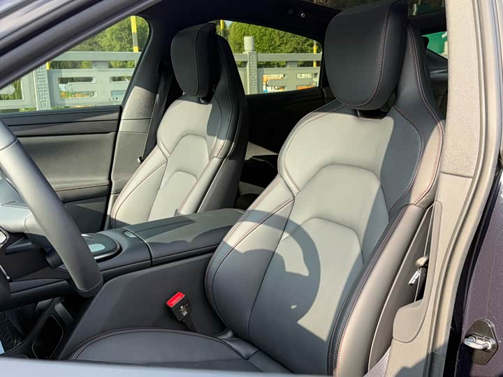 Фото 5 - Xiaomi SU7