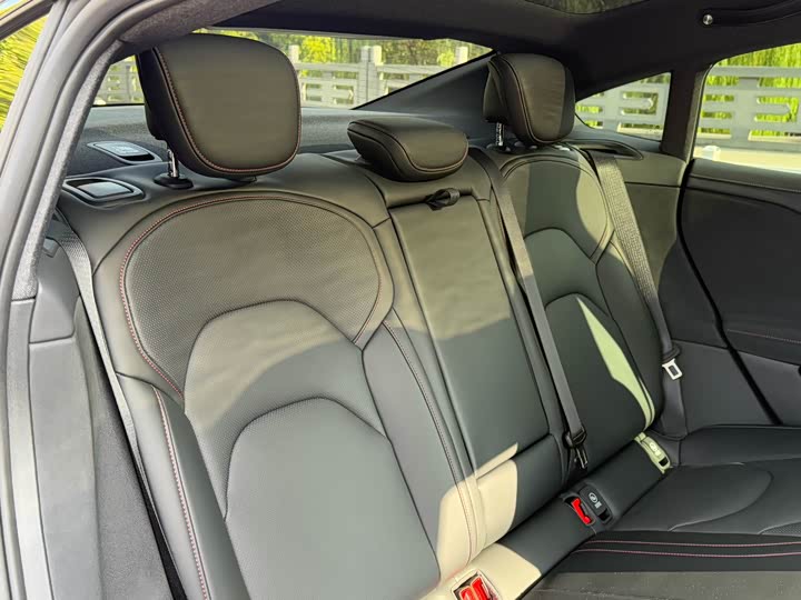 Фото 8 - Xiaomi SU7