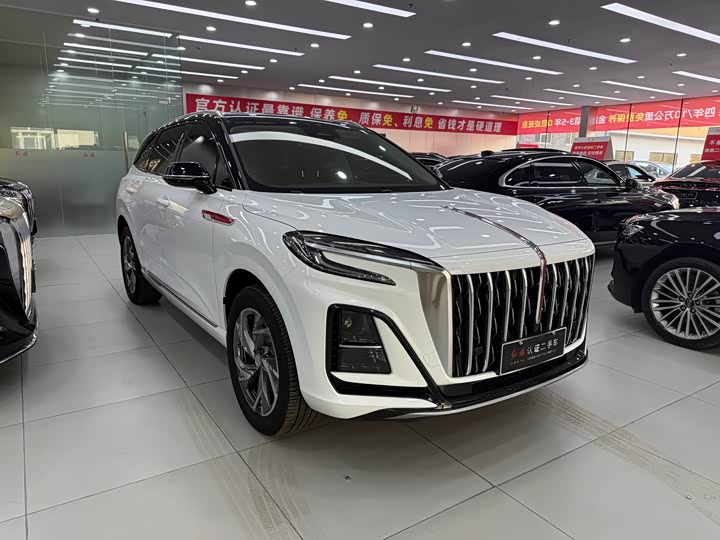 Фото 3 - Hongqi HS3 Hybrid