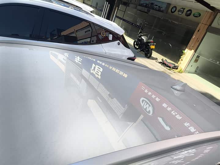 Фото 26 - BYD E2