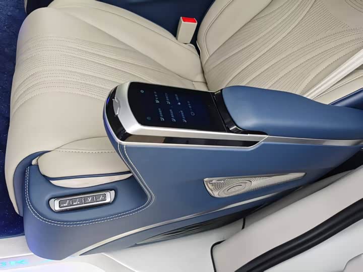 Фото 7 - Buick GL8 ES