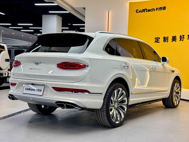 Фото 31 - Bentley Bentayga