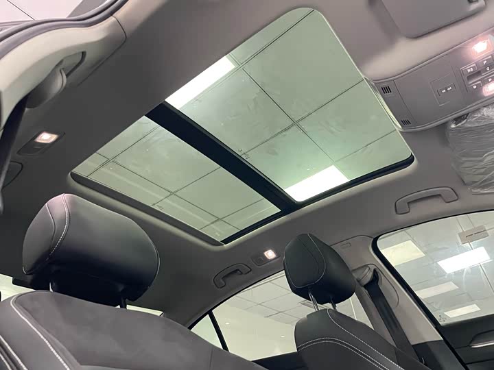 Фото 13 - Volkswagen Magotan