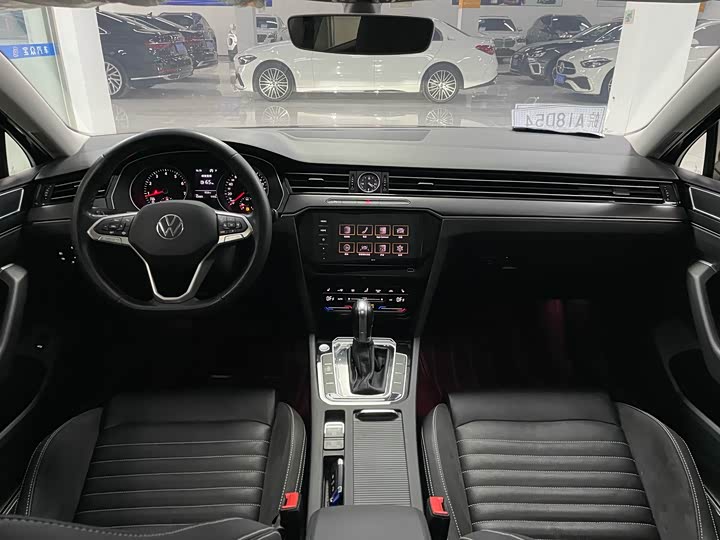 Фото 4 - Volkswagen Magotan