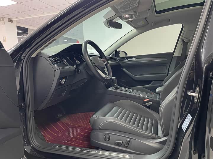 Фото 6 - Volkswagen Magotan