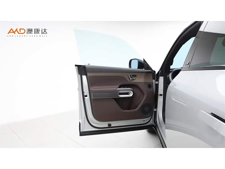 Фото 10 - Smart #5