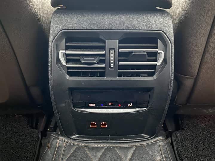 Фото 10 - BMW i3