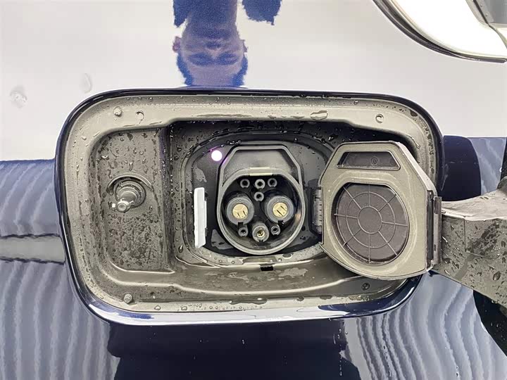 Фото 21 - BMW i3