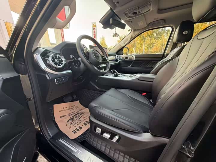 Фото 5 - Tank 400 Hybrid