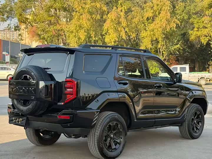 Фото 7 - Tank 400 Hybrid