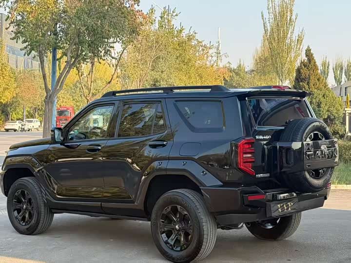 Фото 9 - Tank 400 Hybrid