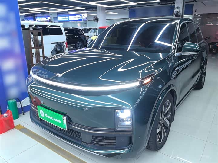 Фото 1 - LiXiang L8