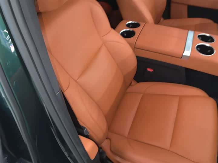 Фото 17 - LiXiang L8