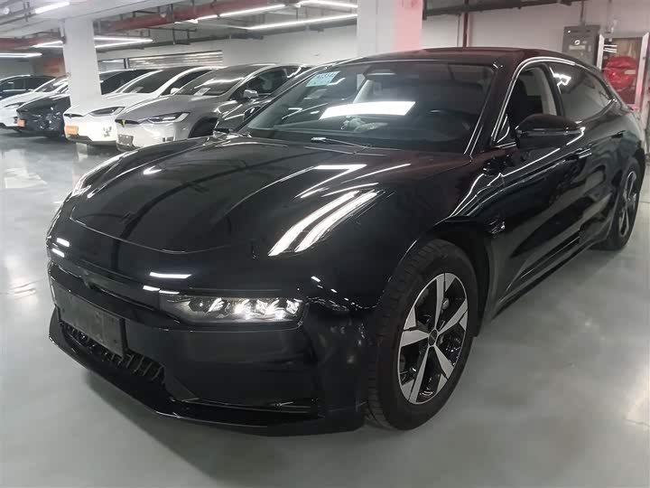 Фото 2 - Zeekr 001