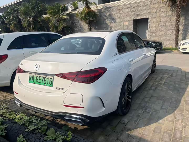 Фото 6 - Mercedes-Benz C-Class Hybrid