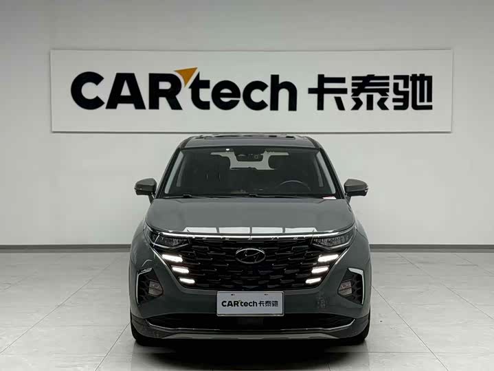 Фото 2 - Hyundai Custo