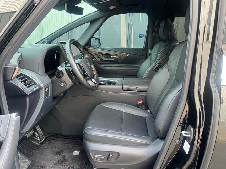 Фото 3 - Toyota Vellfire