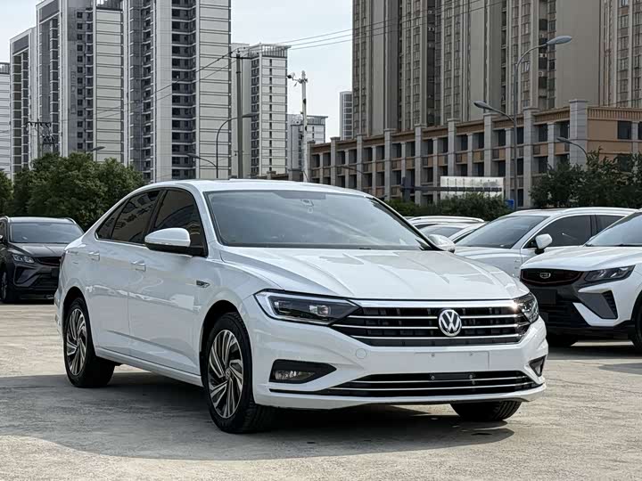 Фото 3 - Volkswagen Sagitar L