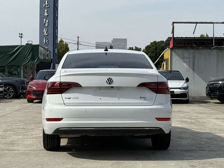 Фото 8 - Volkswagen Sagitar L
