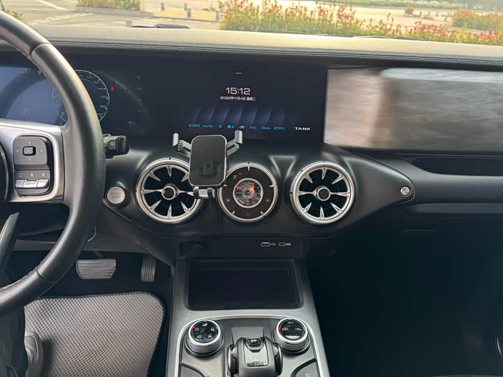 Фото 11 - Tank 300