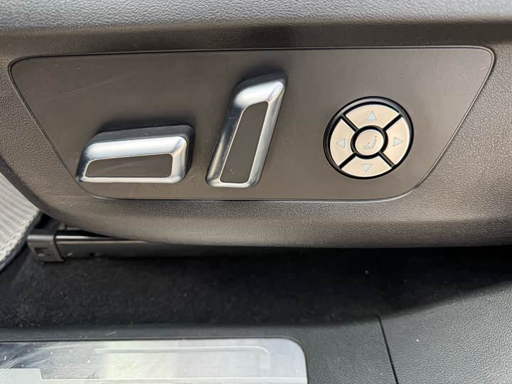 Фото 7 - Tank 300