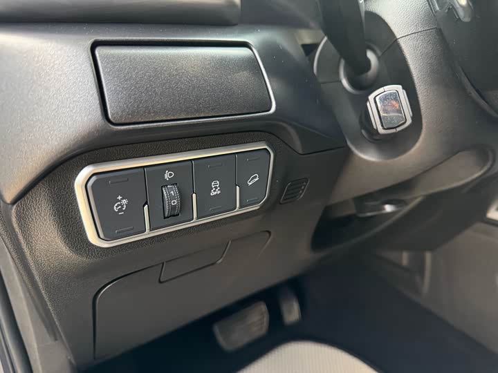 Фото 8 - Tank 300