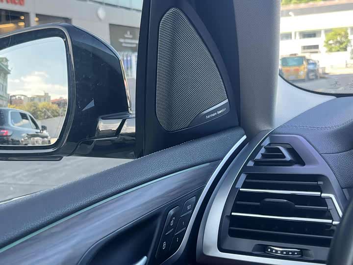 Фото 13 - BMW X3