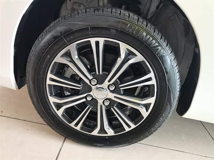 Фото 23 - Toyota Vios FS