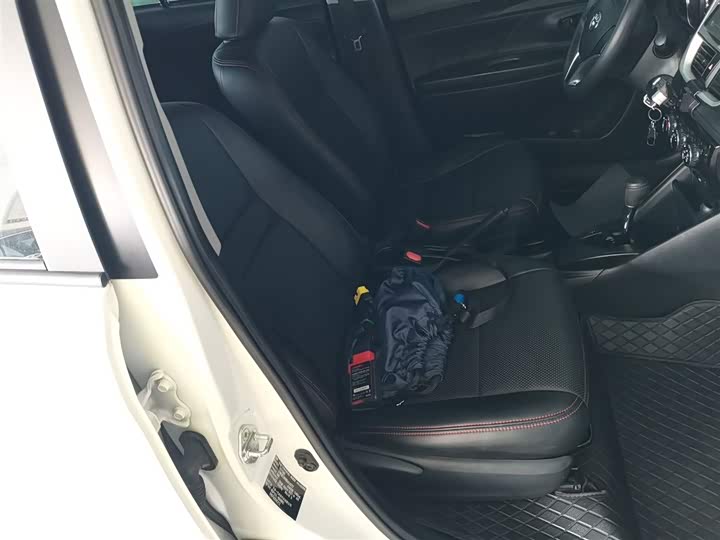 Фото 25 - Toyota Vios FS