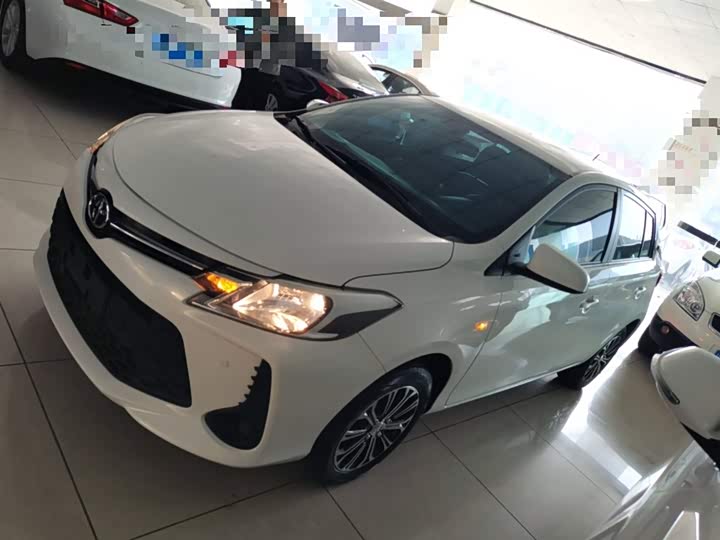 Фото 5 - Toyota Vios FS