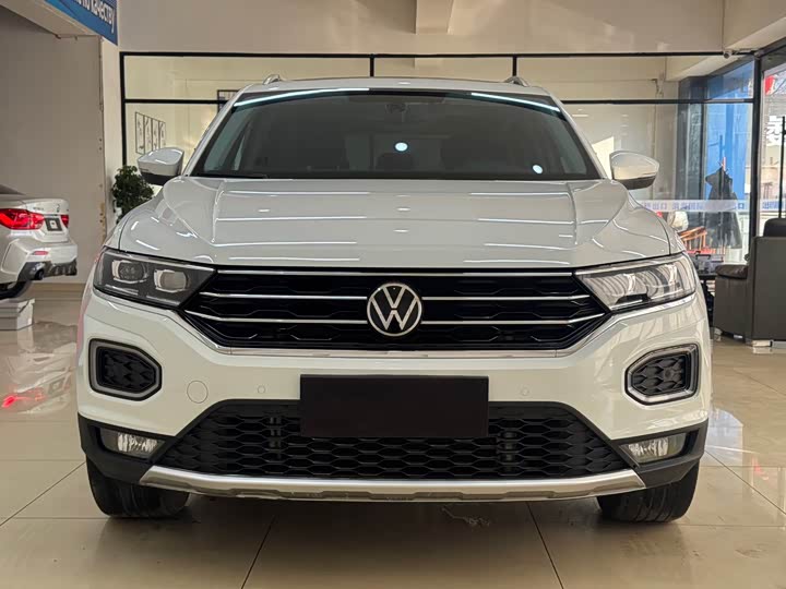 Фото 2 - Volkswagen T-Roc