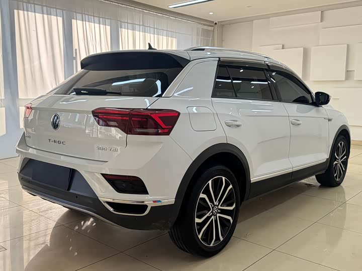 Фото 6 - Volkswagen T-Roc