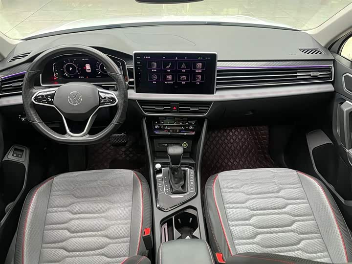 Фото 3 - Volkswagen Tiguan L Hybrid