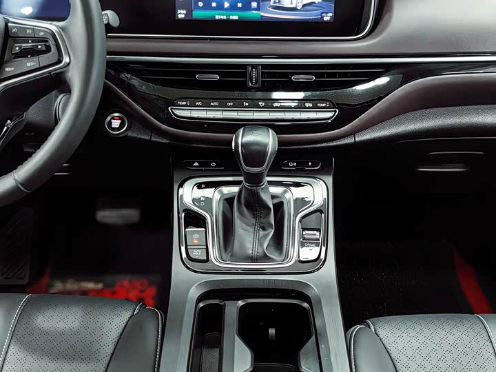 Фото 9 - GAC Trumpchi M6