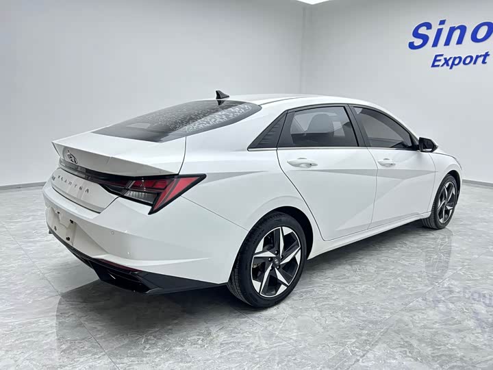 Фото 5 - Hyundai Elantra N line