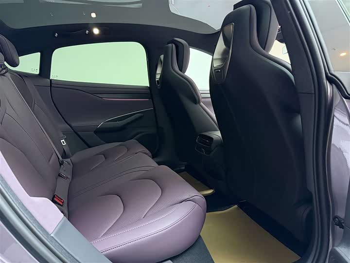 Фото 5 - Xiaomi SU7