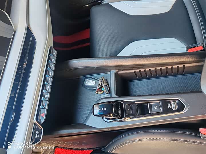 Фото 15 - Geely Binrui