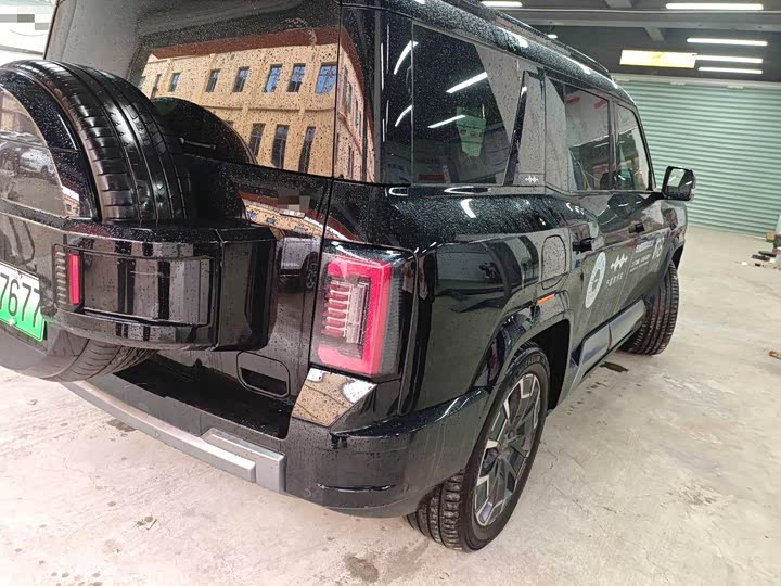 Фото 5 - BYD FangChengBao Leopard 8