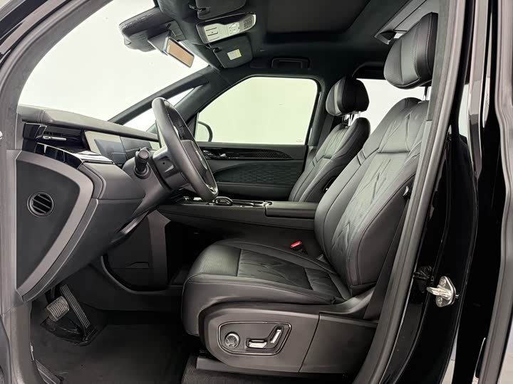 Фото 5 - Zeekr 009