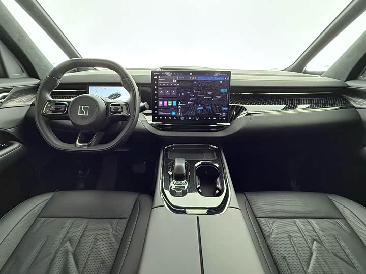 Фото 9 - Zeekr 009