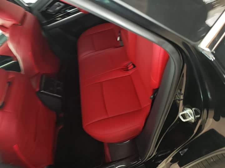 Фото 17 - Toyota bZ4X