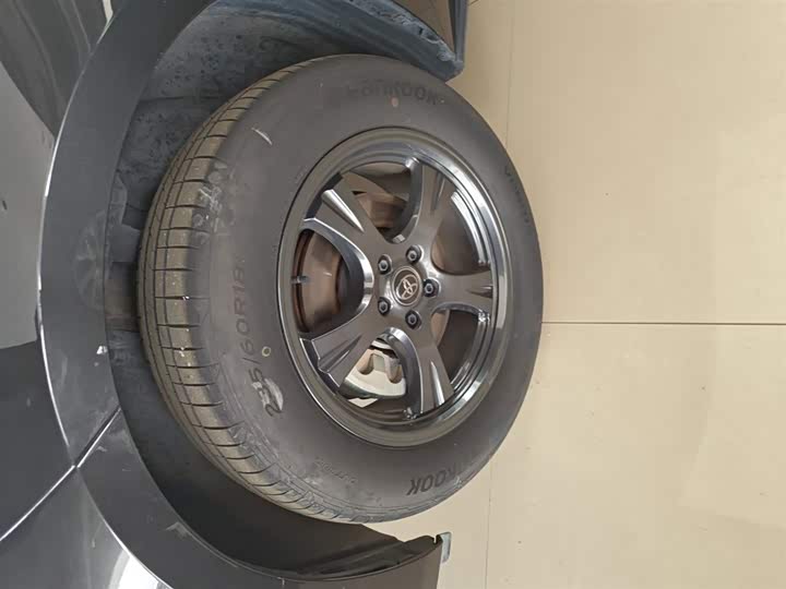 Фото 23 - Toyota bZ4X