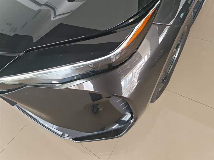 Фото 24 - Toyota bZ4X