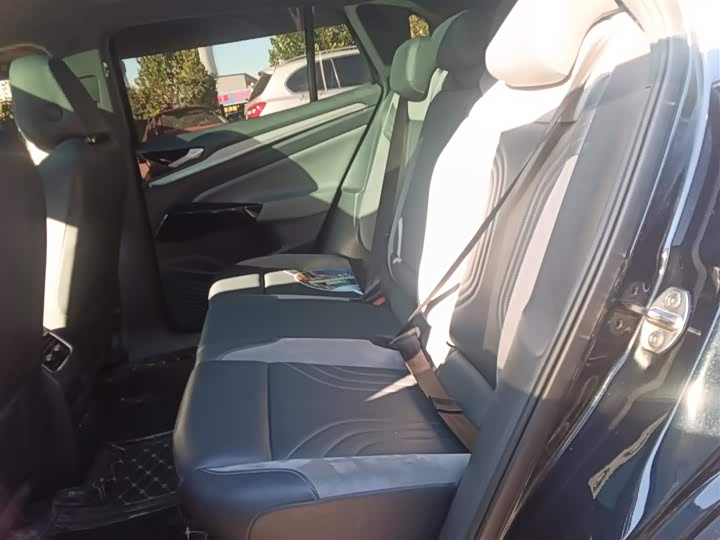 Фото 15 - Volkswagen ID.4 Crozz