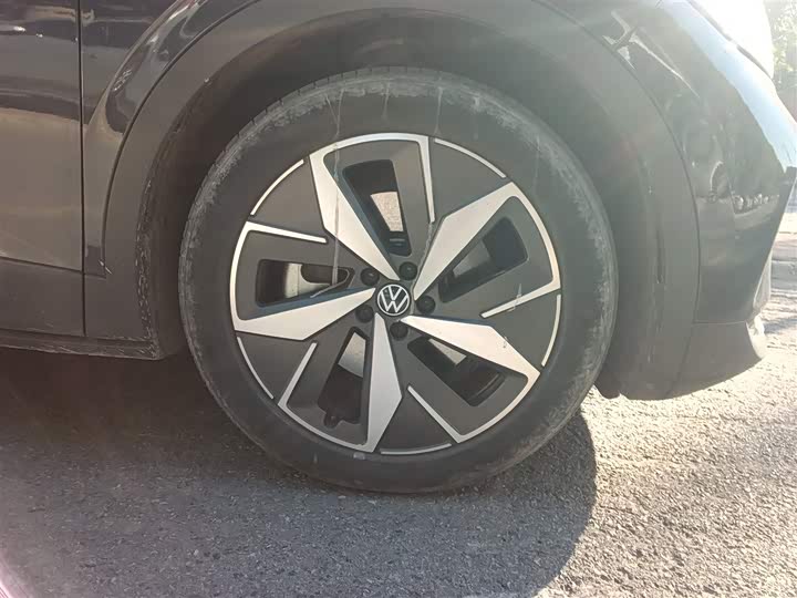 Фото 31 - Volkswagen ID.4 Crozz