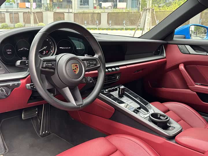 Фото 7 - Porsche 911