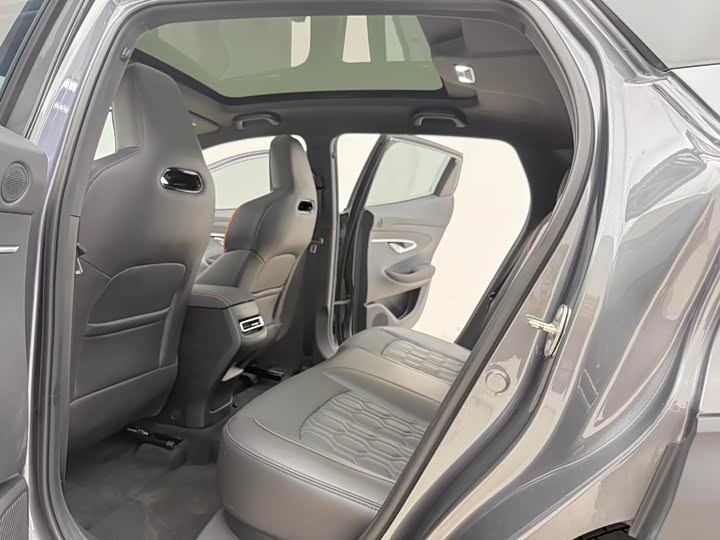 Фото 10 - Changan UNI-T