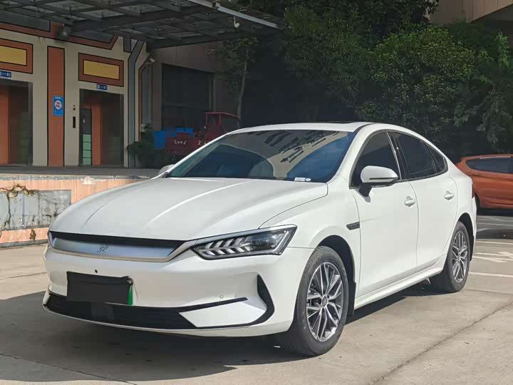 Фото 1 - BYD Qin Plus