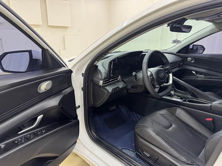 Фото 7 - Hyundai Elantra N line