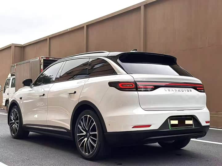 Фото 9 - Leapmotor C11